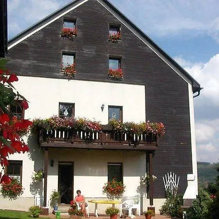 Ferienwohnungen Oberwiesenthal شقة